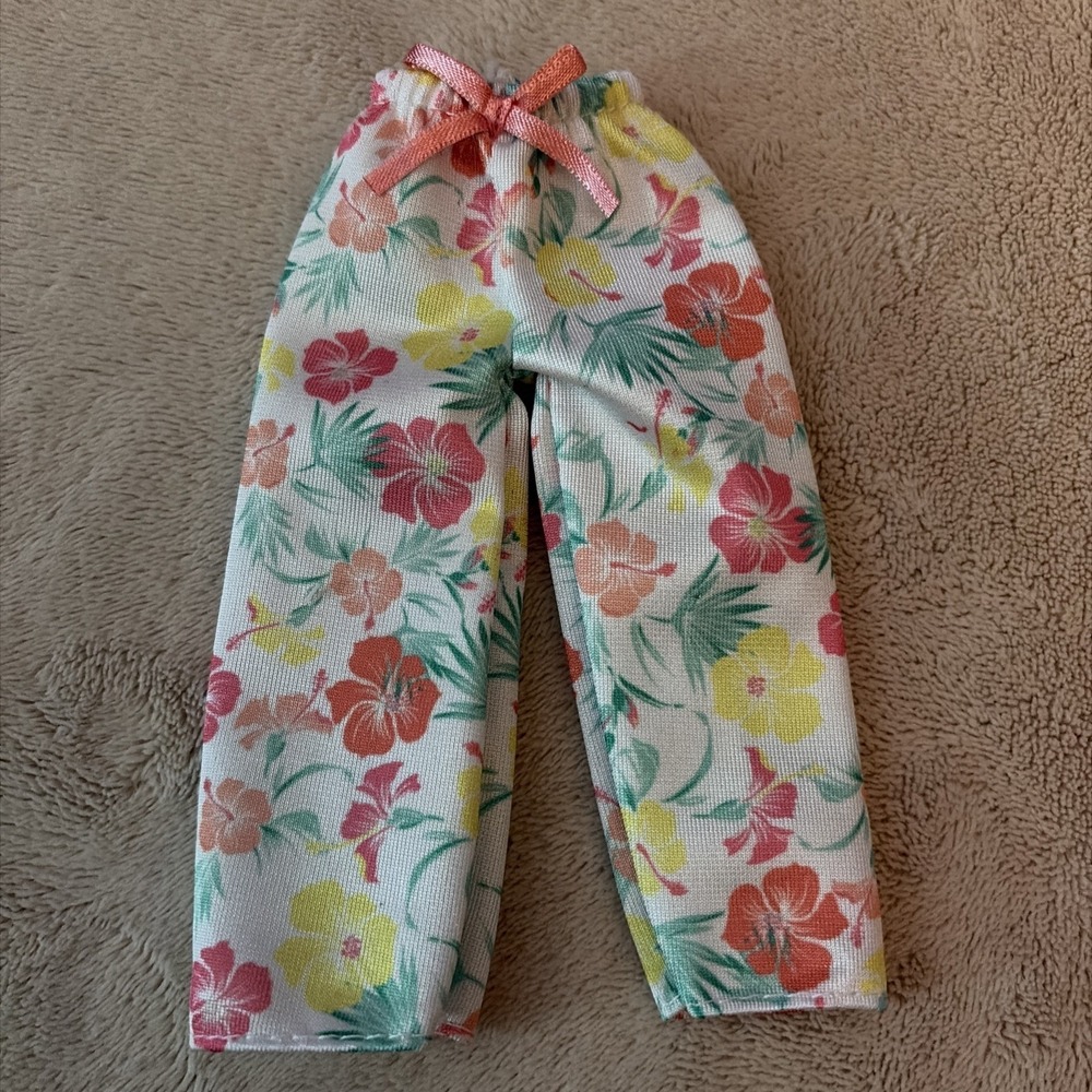 2020  Barbie Clothes Roxy Fashion Pack Pants B11
